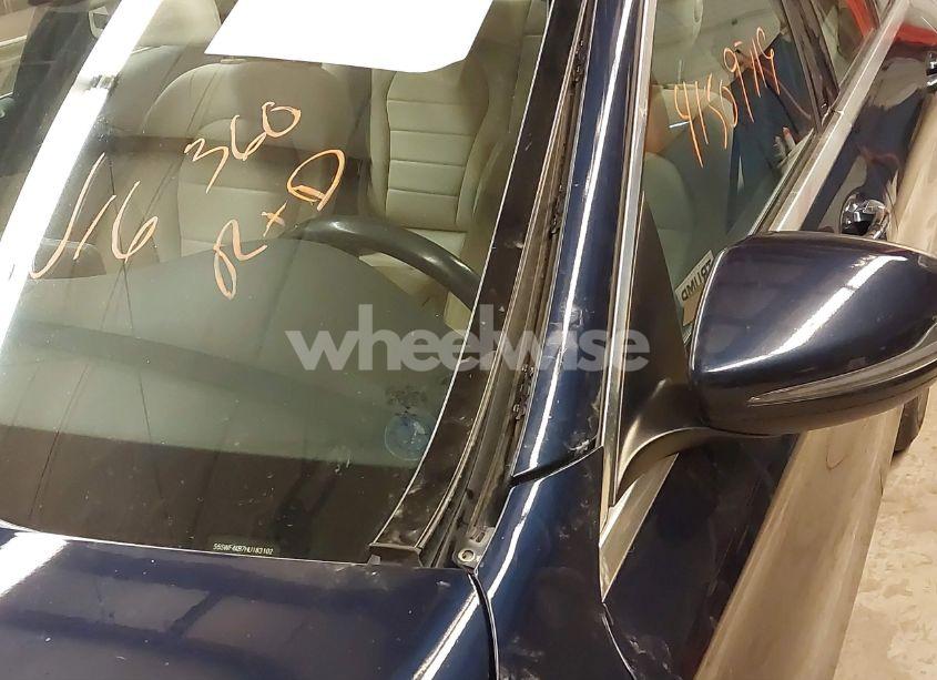 Photo 17 of 2017 Mercedes-benz C 300 4MATIC/LUXURY 4MATIC/SPORT 4MATIC (VIN 55SWF4KB7HU183102)