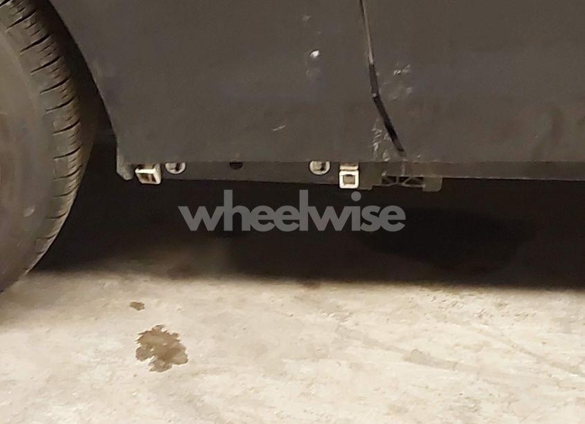 Photo 18 of 2017 Mercedes-benz C 300 4MATIC/LUXURY 4MATIC/SPORT 4MATIC (VIN 55SWF4KB7HU183102)