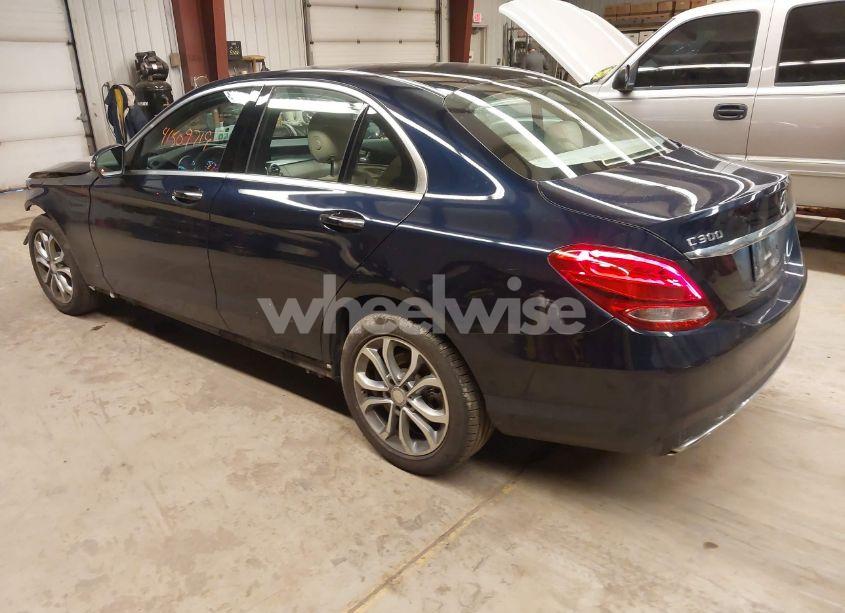 Photo 3 of 2017 Mercedes-benz C 300 4MATIC/LUXURY 4MATIC/SPORT 4MATIC (VIN 55SWF4KB7HU183102)