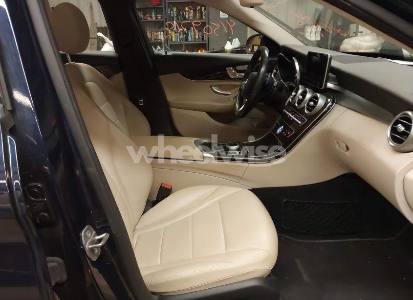 Photo 5 of 2017 Mercedes-benz C 300 4MATIC/LUXURY 4MATIC/SPORT 4MATIC (VIN 55SWF4KB7HU183102)