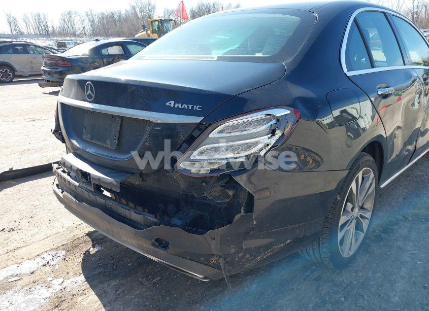 Photo 19 of 2017 Mercedes-benz C 300 4MATIC/LUXURY 4MATIC/SPORT 4MATIC (VIN 55SWF4KB7HU184461)