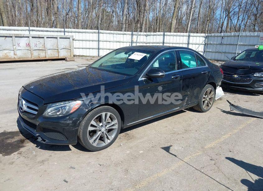 Photo 2 of 2017 Mercedes-benz C 300 4MATIC/LUXURY 4MATIC/SPORT 4MATIC (VIN 55SWF4KB7HU184461)