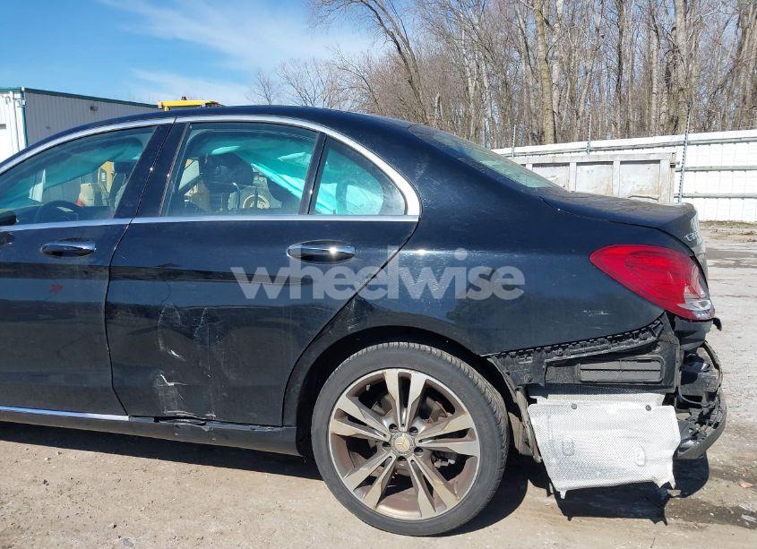 Photo 21 of 2017 Mercedes-benz C 300 4MATIC/LUXURY 4MATIC/SPORT 4MATIC (VIN 55SWF4KB7HU184461)