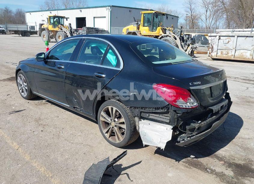 Photo 3 of 2017 Mercedes-benz C 300 4MATIC/LUXURY 4MATIC/SPORT 4MATIC (VIN 55SWF4KB7HU184461)