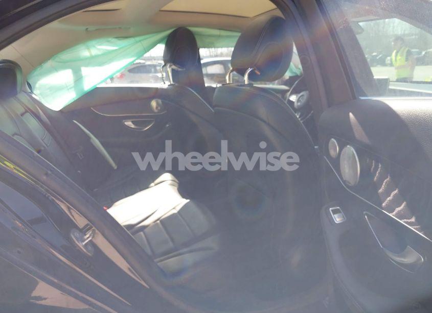 Photo 8 of 2017 Mercedes-benz C 300 4MATIC/LUXURY 4MATIC/SPORT 4MATIC (VIN 55SWF4KB7HU184461)