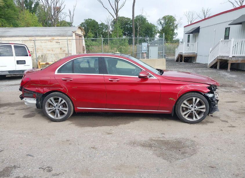 Photo 14 of 2017 Mercedes-benz C 300 4MATIC/LUXURY 4MATIC/SPORT 4MATIC (VIN 55SWF4KB7HU197503)