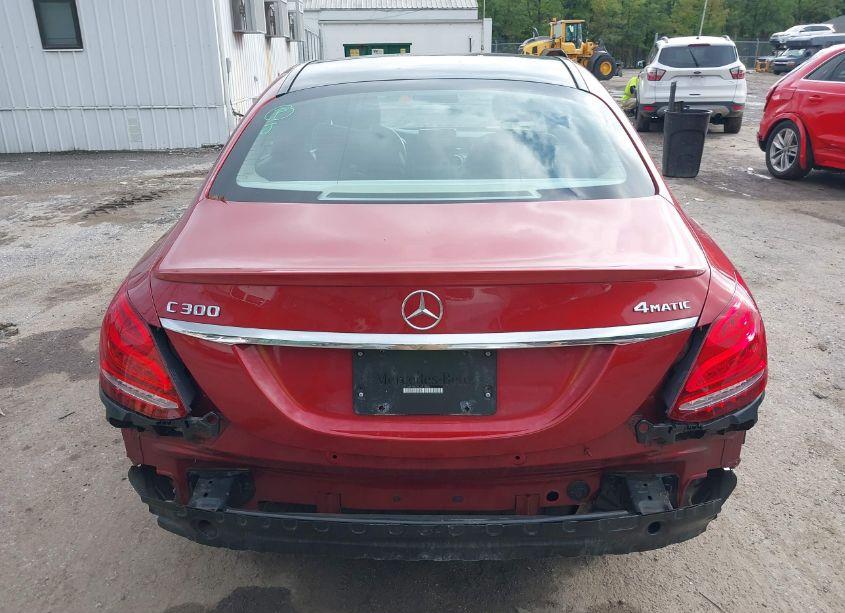 Photo 17 of 2017 Mercedes-benz C 300 4MATIC/LUXURY 4MATIC/SPORT 4MATIC (VIN 55SWF4KB7HU197503)