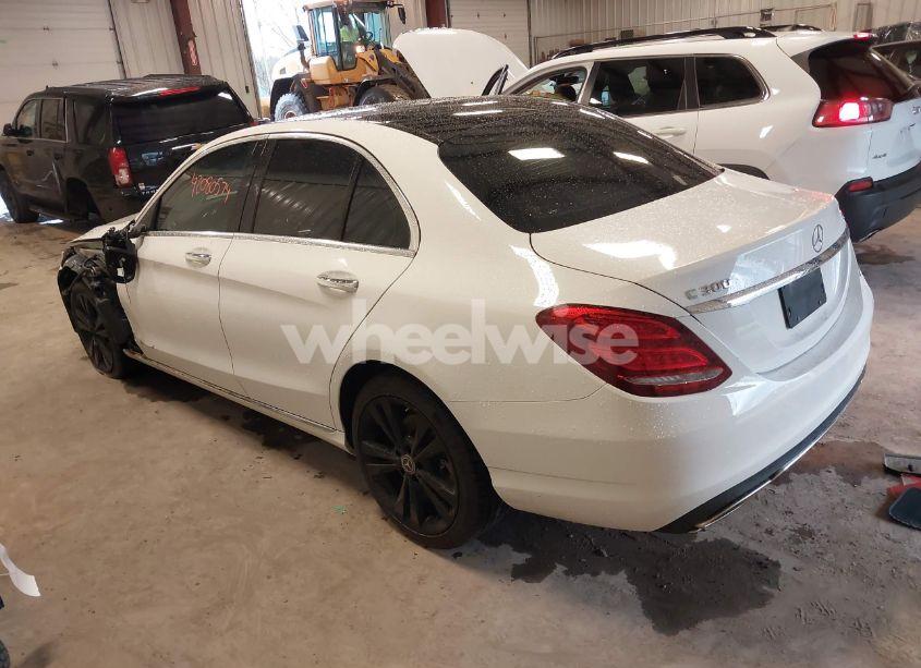 Photo 3 of 2017 Mercedes-benz C 300 4MATIC/LUXURY 4MATIC/SPORT 4MATIC (VIN 55SWF4KB7HU200044)