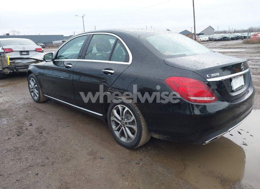 Photo 3 of 2017 Mercedes-benz C 300 4MATIC/LUXURY 4MATIC/SPORT 4MATIC (VIN 55SWF4KB7HU200982)