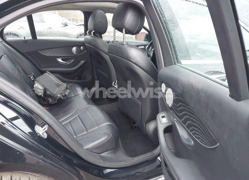 Photo 8 of 2017 Mercedes-benz C 300 4MATIC/LUXURY 4MATIC/SPORT 4MATIC (VIN 55SWF4KB7HU200982)