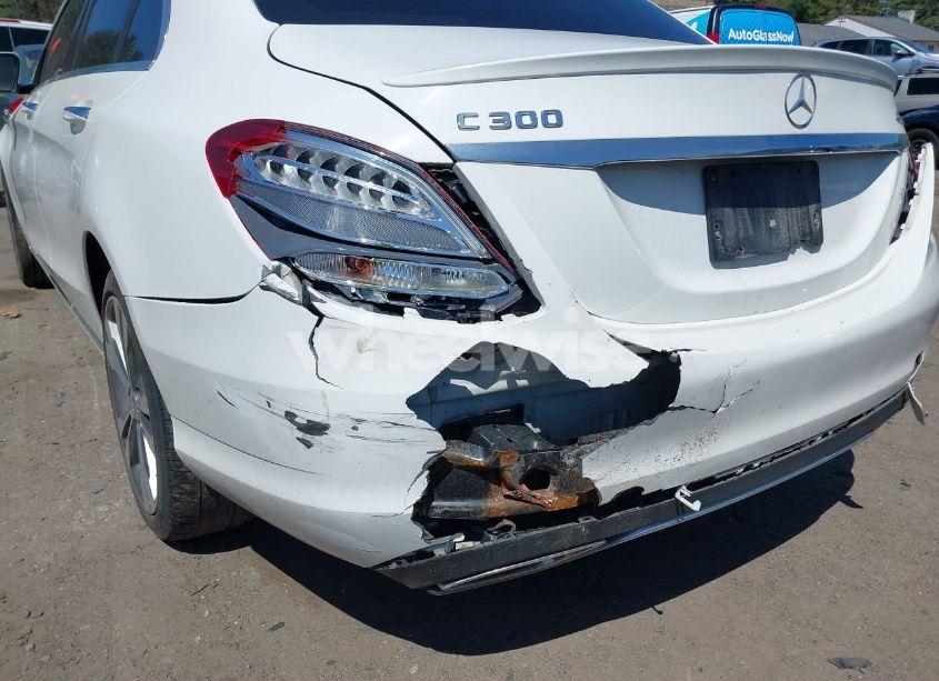 Photo 18 of 2018 Mercedes-benz C 300 4MATIC (VIN 55SWF4KB7JU235656)