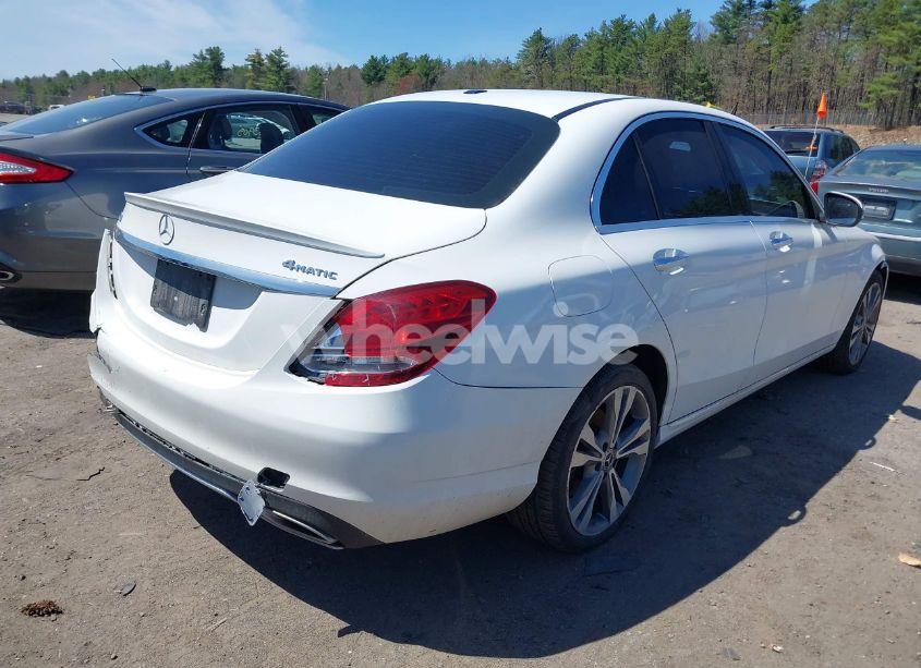 Photo 4 of 2018 Mercedes-benz C 300 4MATIC (VIN 55SWF4KB7JU235656)