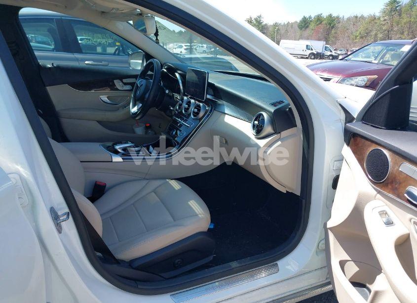 Photo 5 of 2018 Mercedes-benz C 300 4MATIC (VIN 55SWF4KB7JU235656)