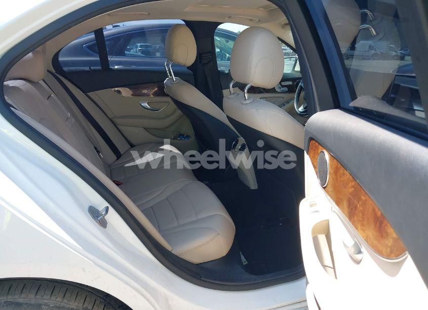 Photo 8 of 2018 Mercedes-benz C 300 4MATIC (VIN 55SWF4KB7JU235656)