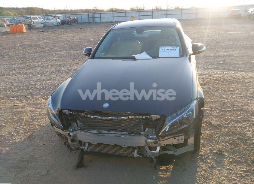 Photo 13 of 2015 Mercedes-benz C 300 4MATIC/LUXURY 4MATIC/SPORT 4MATIC (VIN 55SWF4KB8FU022044)