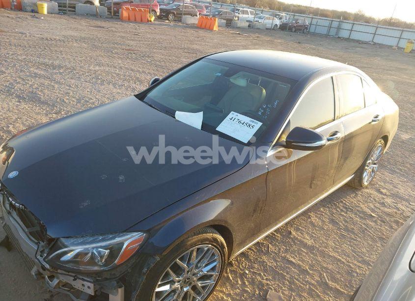 Photo 2 of 2015 Mercedes-benz C 300 4MATIC/LUXURY 4MATIC/SPORT 4MATIC (VIN 55SWF4KB8FU022044)