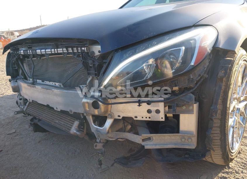 Photo 20 of 2015 Mercedes-benz C 300 4MATIC/LUXURY 4MATIC/SPORT 4MATIC (VIN 55SWF4KB8FU022044)