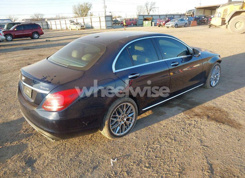 Photo 4 of 2015 Mercedes-benz C 300 4MATIC/LUXURY 4MATIC/SPORT 4MATIC (VIN 55SWF4KB8FU022044)