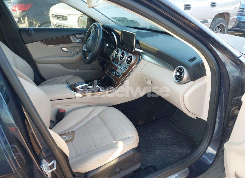 Photo 5 of 2015 Mercedes-benz C 300 4MATIC/LUXURY 4MATIC/SPORT 4MATIC (VIN 55SWF4KB8FU022044)