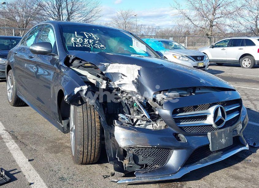 2015 Mercedes-benz C 300 4MATIC/LUXURY 4MATIC/SPORT 4MATIC (VIN 55SWF4KB8FU030709) main photo