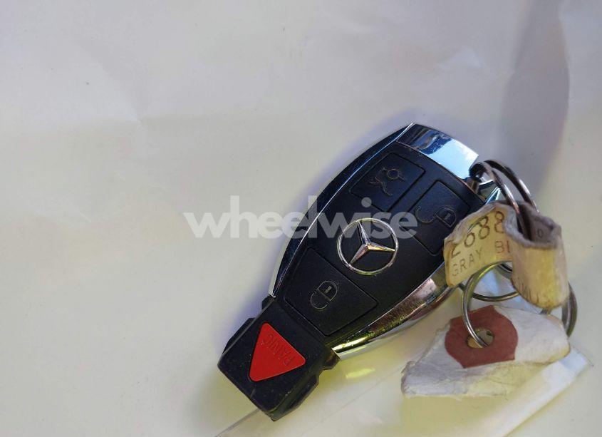 Photo 11 of 2015 Mercedes-benz C 300 4MATIC/LUXURY 4MATIC/SPORT 4MATIC (VIN 55SWF4KB8FU030709)