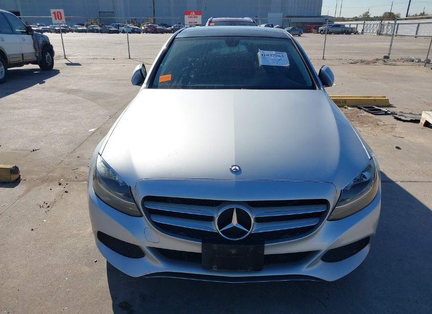 Photo 13 of 2015 Mercedes-benz C 300 4MATIC/LUXURY 4MATIC/SPORT 4MATIC (VIN 55SWF4KB8FU034839)