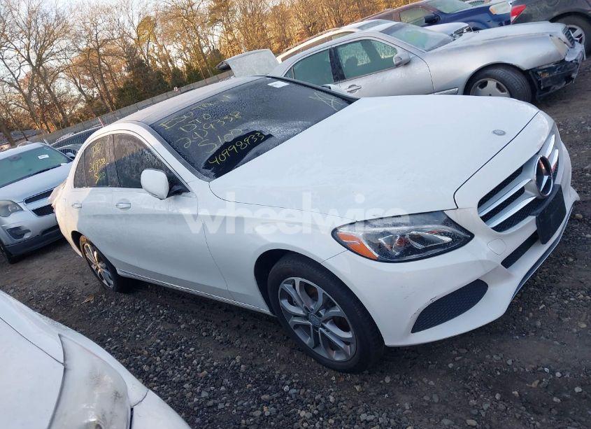 Photo 12 of 2015 Mercedes-benz C 300 4MATIC/LUXURY 4MATIC/SPORT 4MATIC (VIN 55SWF4KB8FU035523)