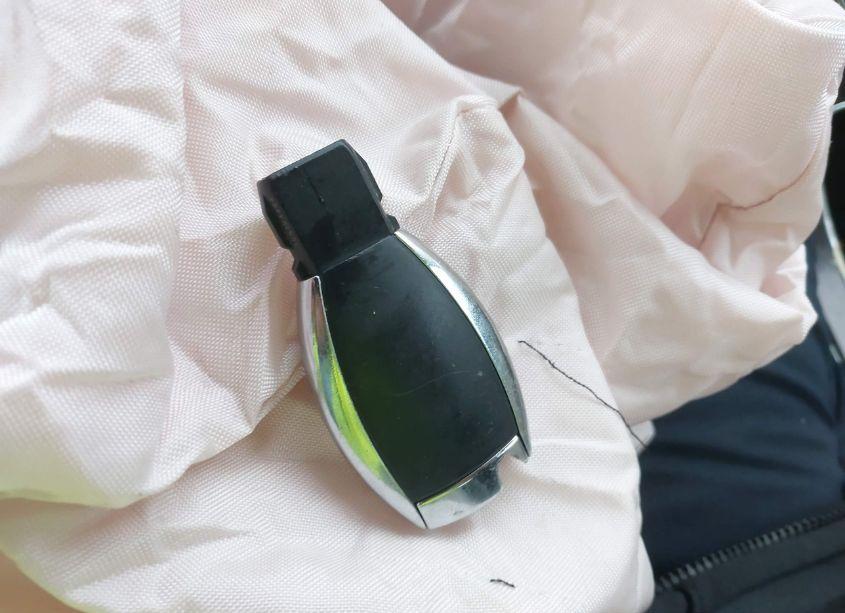 Photo 11 of 2015 Mercedes-benz C 300 4MATIC/LUXURY 4MATIC/SPORT 4MATIC (VIN 55SWF4KB8FU038485)