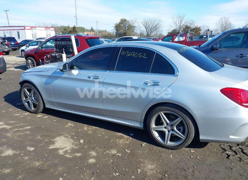 Photo 14 of 2015 Mercedes-benz C 300 4MATIC/LUXURY 4MATIC/SPORT 4MATIC (VIN 55SWF4KB8FU042701)