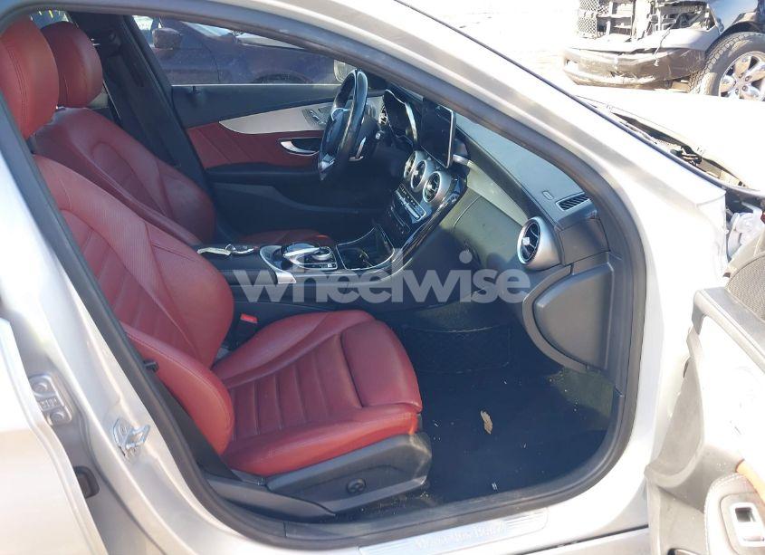 Photo 5 of 2015 Mercedes-benz C 300 4MATIC/LUXURY 4MATIC/SPORT 4MATIC (VIN 55SWF4KB8FU042701)