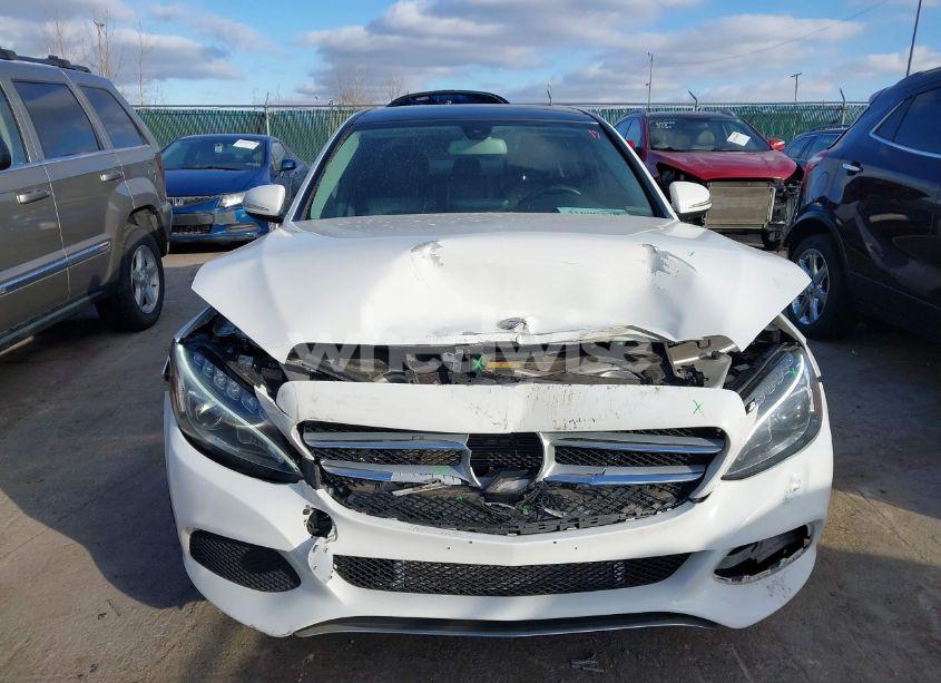 Photo 12 of 2015 Mercedes-benz C 300 4MATIC/LUXURY 4MATIC/SPORT 4MATIC (VIN 55SWF4KB8FU072958)