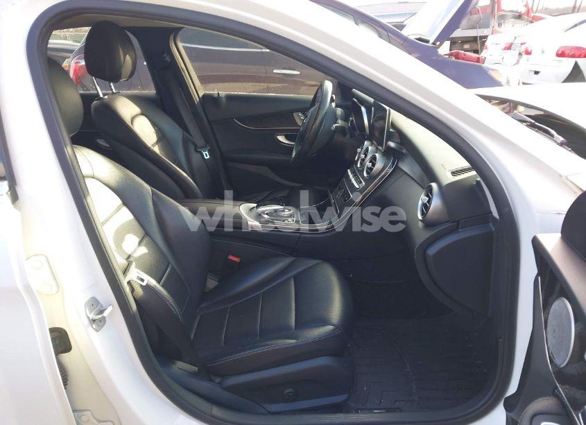 Photo 5 of 2015 Mercedes-benz C 300 4MATIC/LUXURY 4MATIC/SPORT 4MATIC (VIN 55SWF4KB8FU072958)