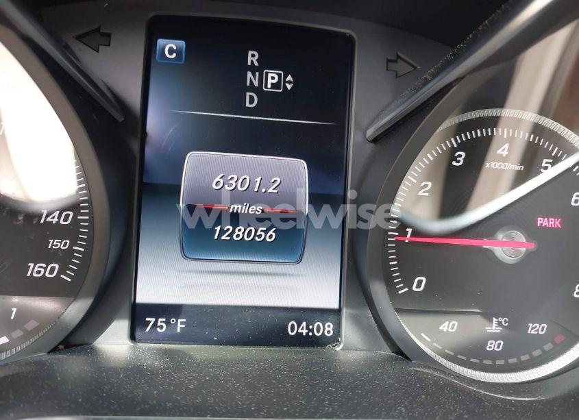 Photo 15 of 2015 Mercedes-benz C 300 4MATIC/LUXURY 4MATIC/SPORT 4MATIC (VIN 55SWF4KB8FU074936)