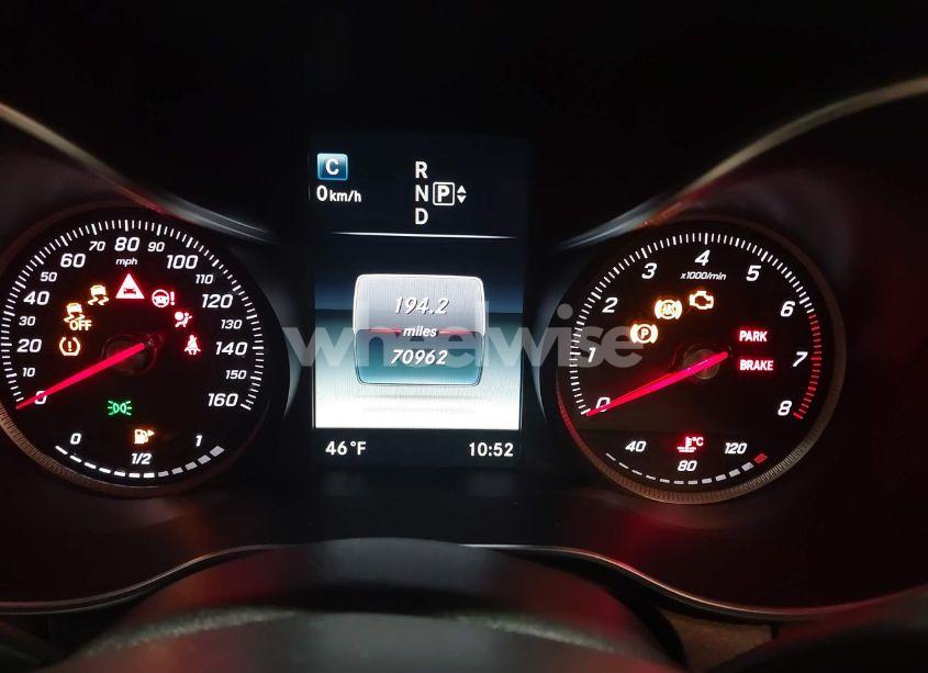 Photo 7 of 2015 Mercedes-benz C 300 4MATIC/LUXURY 4MATIC/SPORT 4MATIC (VIN 55SWF4KB8FU080199)