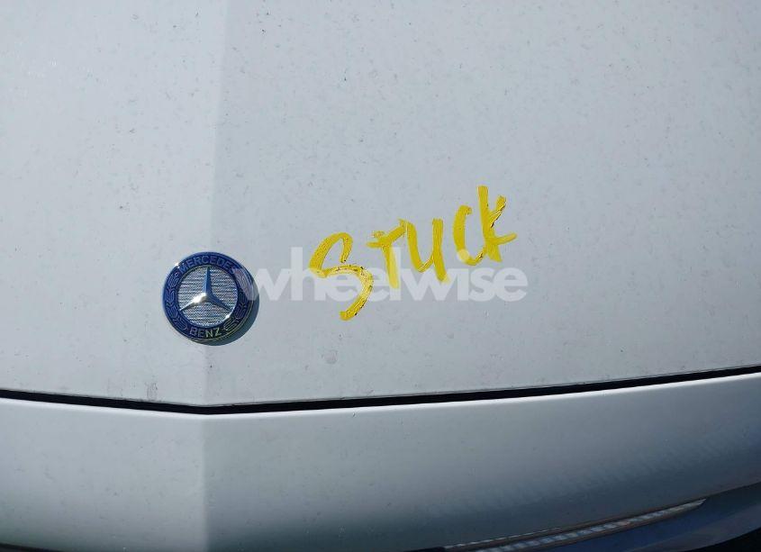 Photo 10 of 2015 Mercedes-benz C 300 4MATIC/LUXURY 4MATIC/SPORT 4MATIC (VIN 55SWF4KB8FU082115)