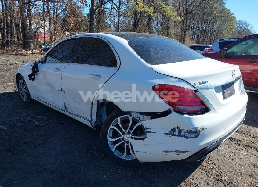 Photo 6 of 2015 Mercedes-benz C 300 4MATIC/LUXURY 4MATIC/SPORT 4MATIC (VIN 55SWF4KB8FU082115)