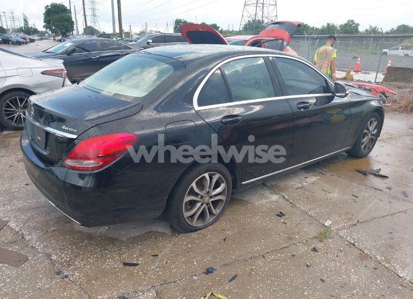 Photo 4 of 2016 Mercedes-benz C 300 4MATIC/LUXURY 4MATIC/SPORT 4MATIC (VIN 55SWF4KB8GU100386)