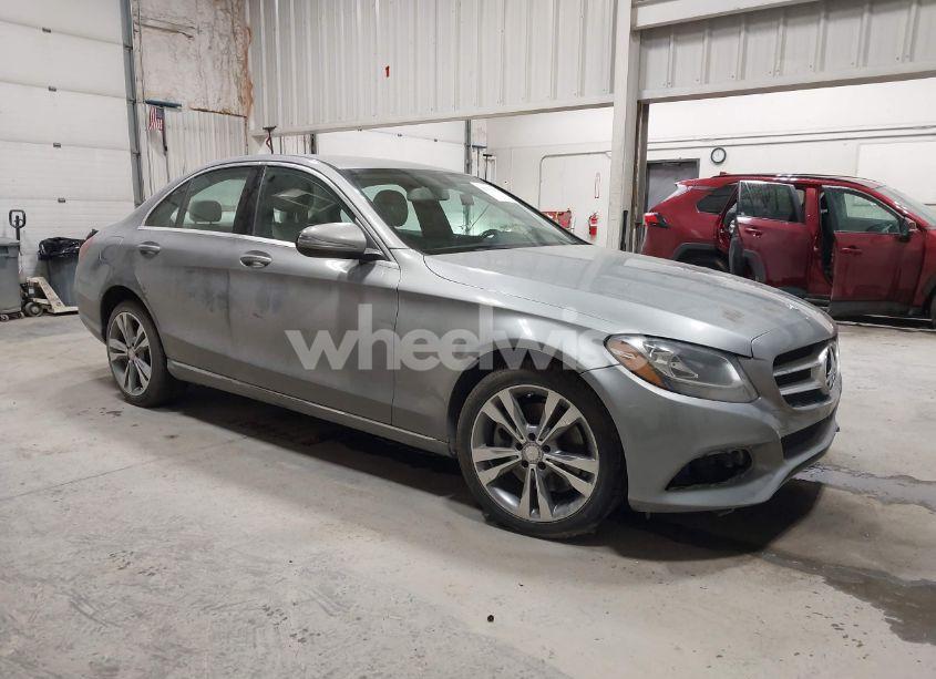 2016 Mercedes-benz C 300 4MATIC/LUXURY 4MATIC/SPORT 4MATIC (VIN 55SWF4KB8GU113087) main photo
