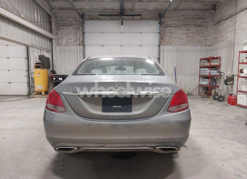 Photo 16 of 2016 Mercedes-benz C 300 4MATIC/LUXURY 4MATIC/SPORT 4MATIC (VIN 55SWF4KB8GU113087)