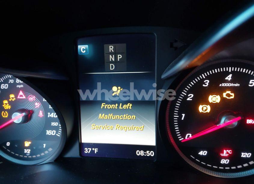 Photo 7 of 2016 Mercedes-benz C 300 4MATIC/LUXURY 4MATIC/SPORT 4MATIC (VIN 55SWF4KB8GU115213)