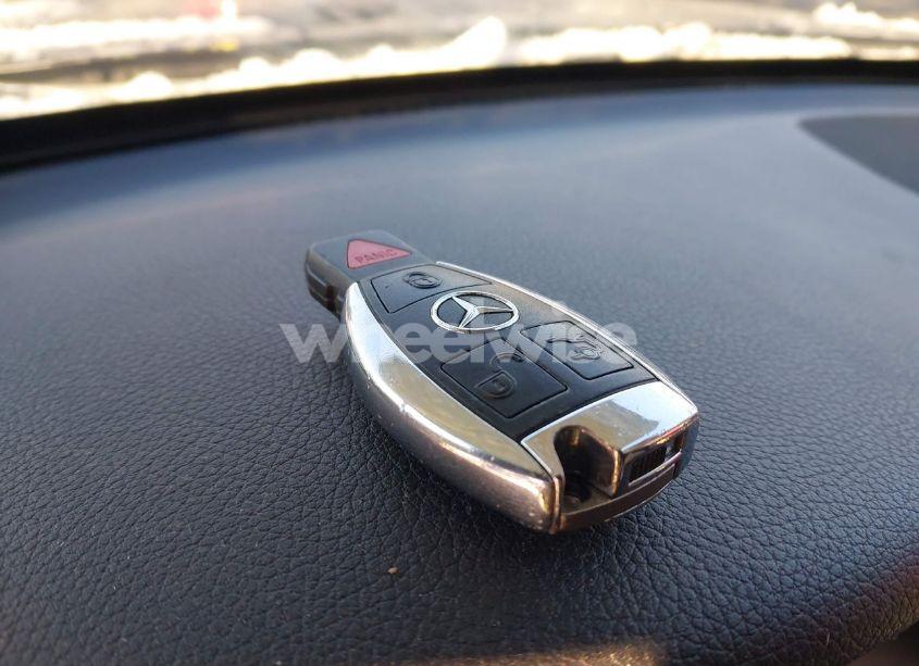 Photo 11 of 2016 Mercedes-benz C 300 4MATIC/LUXURY 4MATIC/SPORT 4MATIC (VIN 55SWF4KB8GU140340)