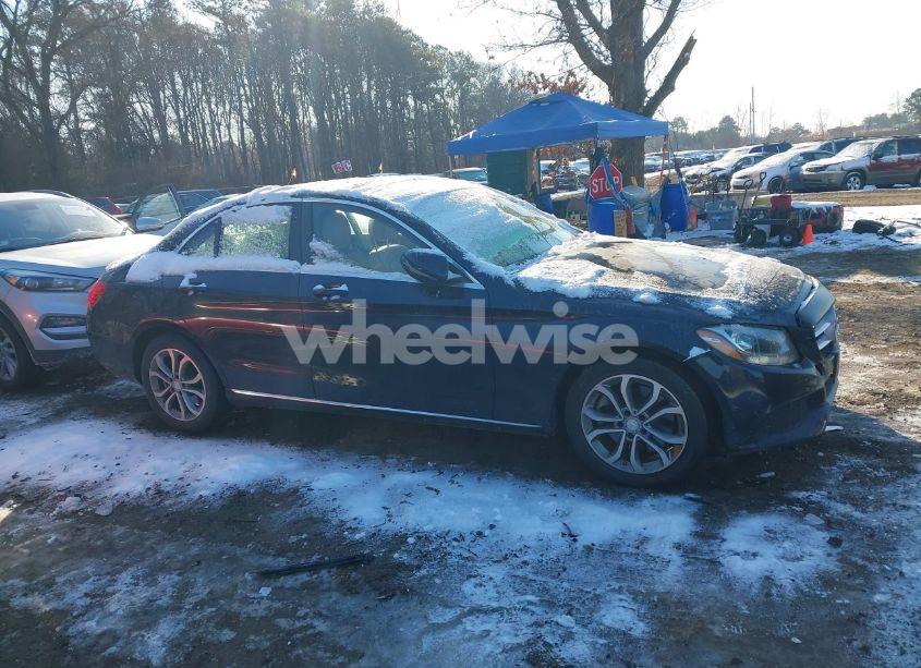 Photo 13 of 2016 Mercedes-benz C 300 4MATIC/LUXURY 4MATIC/SPORT 4MATIC (VIN 55SWF4KB8GU140340)