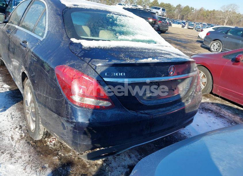 Photo 16 of 2016 Mercedes-benz C 300 4MATIC/LUXURY 4MATIC/SPORT 4MATIC (VIN 55SWF4KB8GU140340)