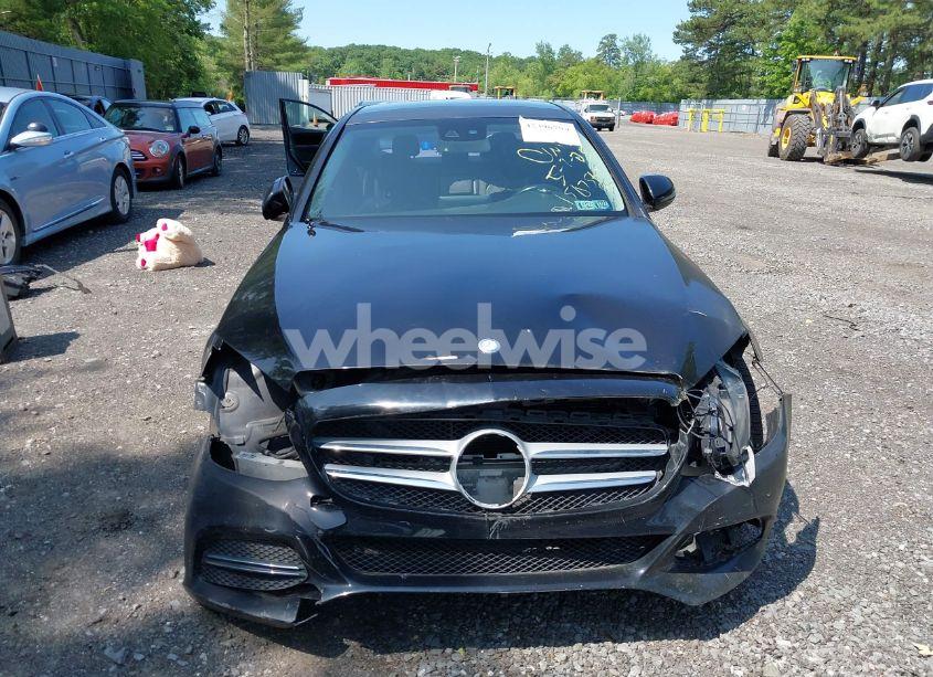 Photo 12 of 2016 Mercedes-benz C 300 4MATIC/LUXURY 4MATIC/SPORT 4MATIC (VIN 55SWF4KB8GU149538)