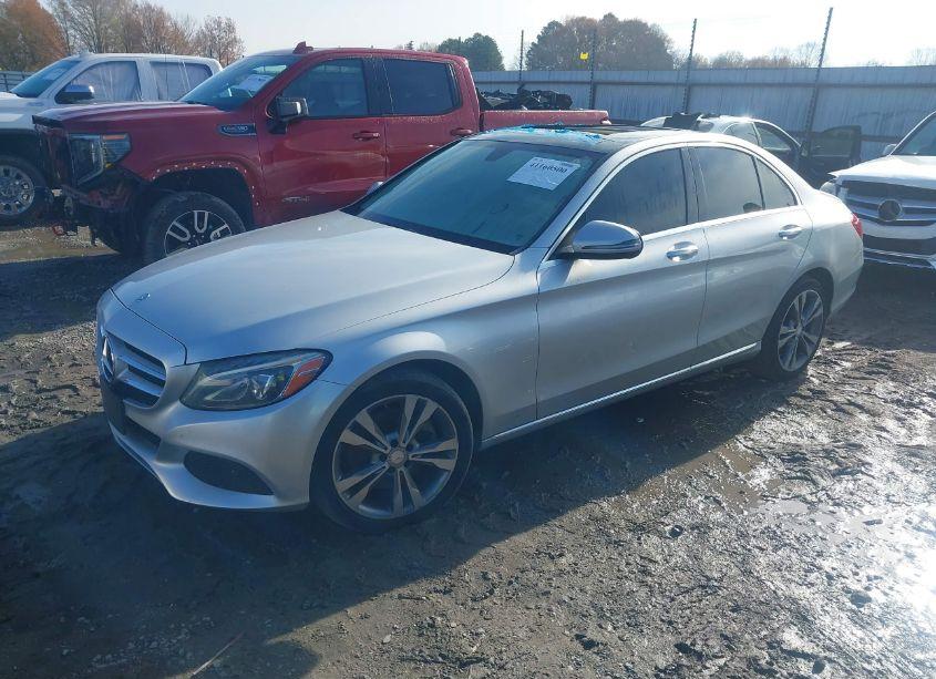 Photo 2 of 2016 Mercedes-benz C 300 4MATIC/LUXURY 4MATIC/SPORT 4MATIC (VIN 55SWF4KB8GU168817)