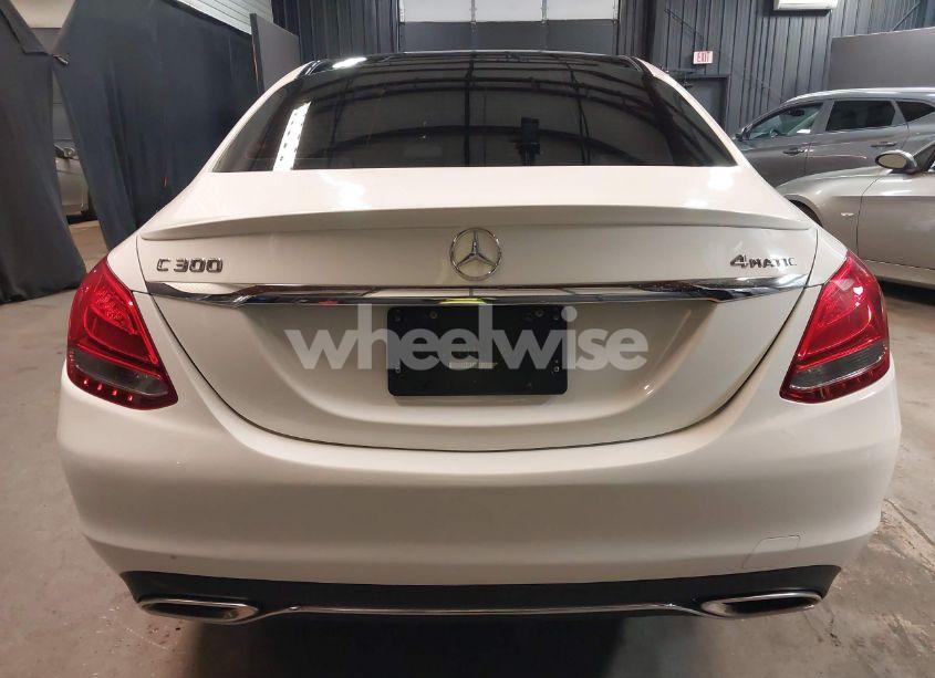 Photo 17 of 2016 Mercedes-benz C 300 4MATIC/LUXURY 4MATIC/SPORT 4MATIC (VIN 55SWF4KB8GU172981)