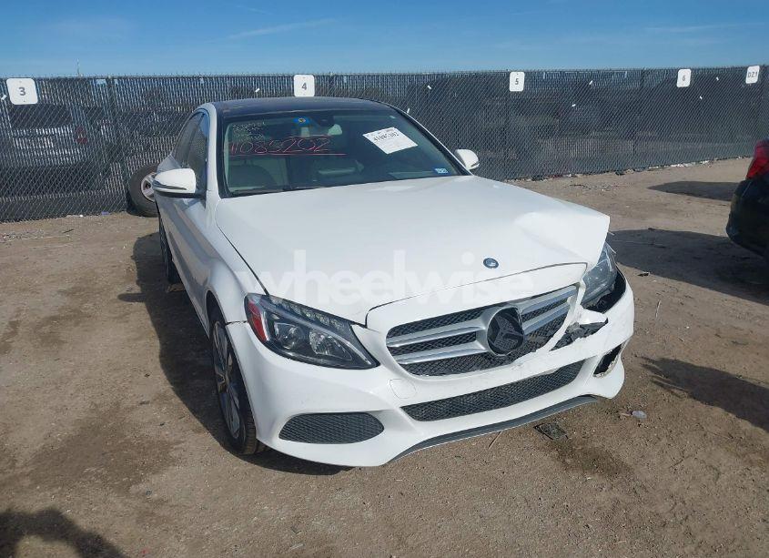 2016 Mercedes-benz C 300 4MATIC/LUXURY 4MATIC/SPORT 4MATIC (VIN 55SWF4KB8GU177579) main photo