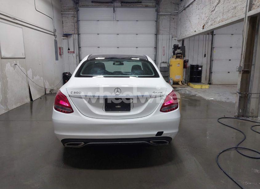 Photo 16 of 2017 Mercedes-benz C 300 4MATIC/LUXURY 4MATIC/SPORT 4MATIC (VIN 55SWF4KB8HU180340)