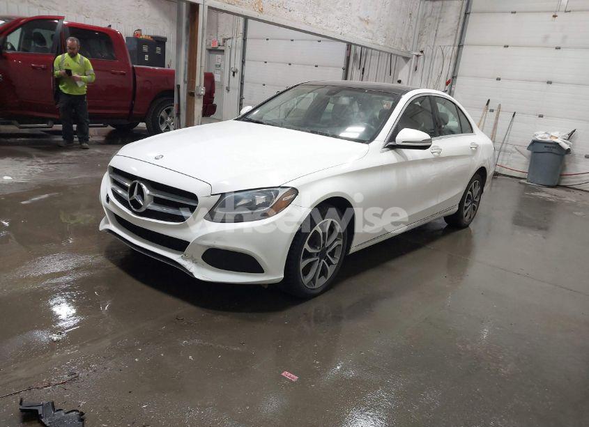 Photo 2 of 2017 Mercedes-benz C 300 4MATIC/LUXURY 4MATIC/SPORT 4MATIC (VIN 55SWF4KB8HU180340)