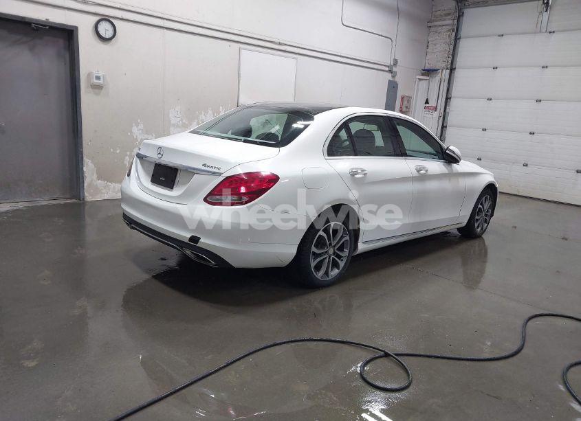 Photo 4 of 2017 Mercedes-benz C 300 4MATIC/LUXURY 4MATIC/SPORT 4MATIC (VIN 55SWF4KB8HU180340)